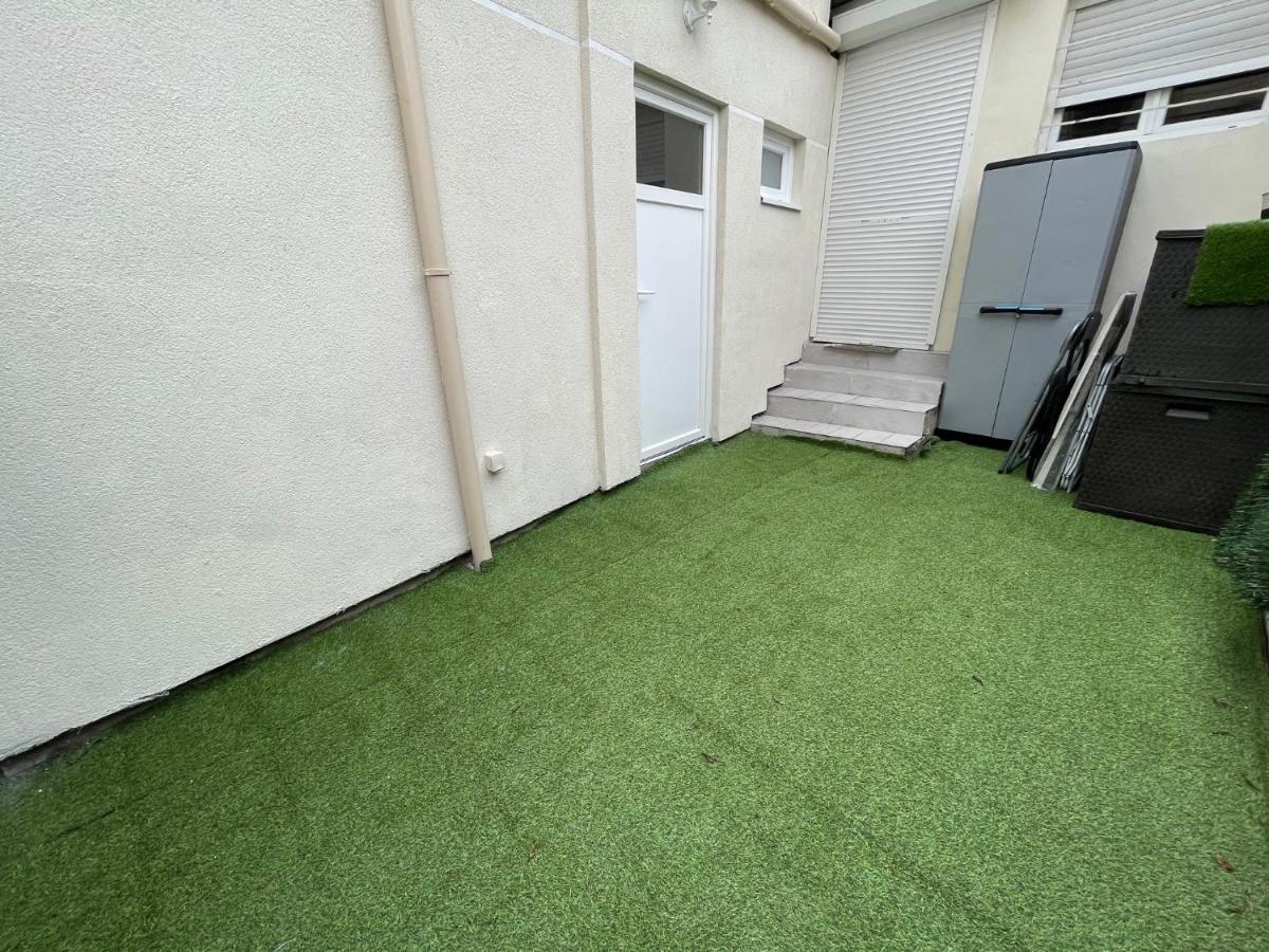 Maisonette De 25M2 A La Porte De Paris Gentilly Exterior foto